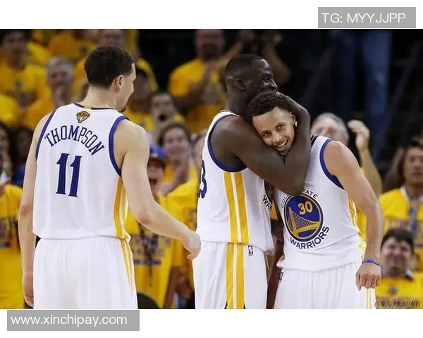 勇士与湖人季前赛精彩回顾视频全景呈现，球迷不容错过的对决时刻